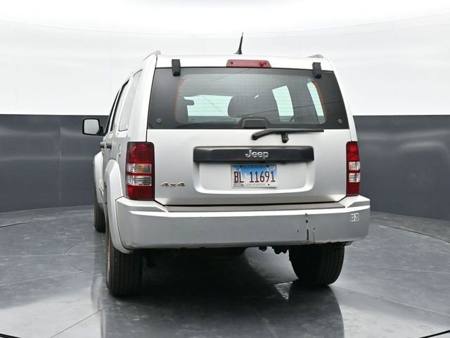Used 2011 Jeep Liberty Sport AWD/4WD image 6