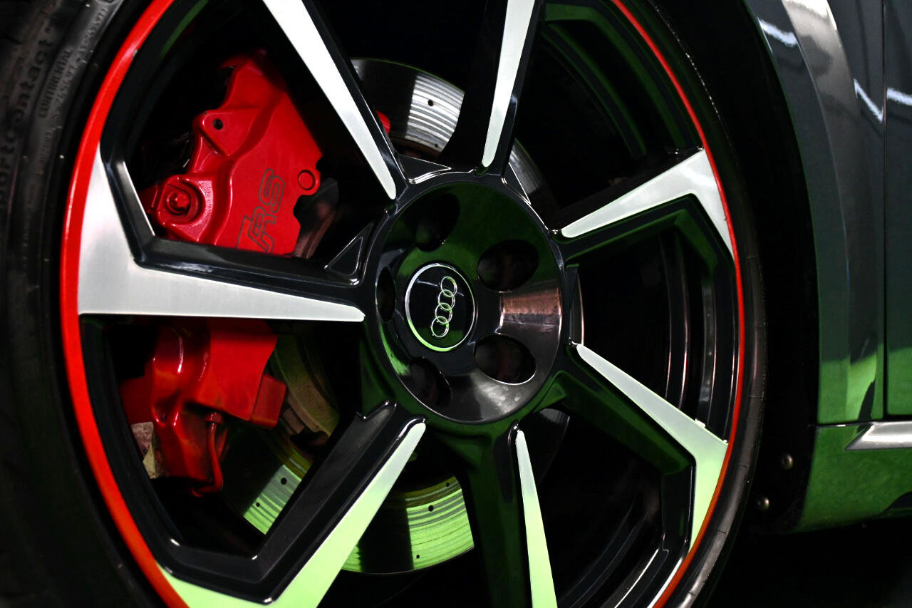 Used 2019 Audi TT RS w/ Technology Package image 11