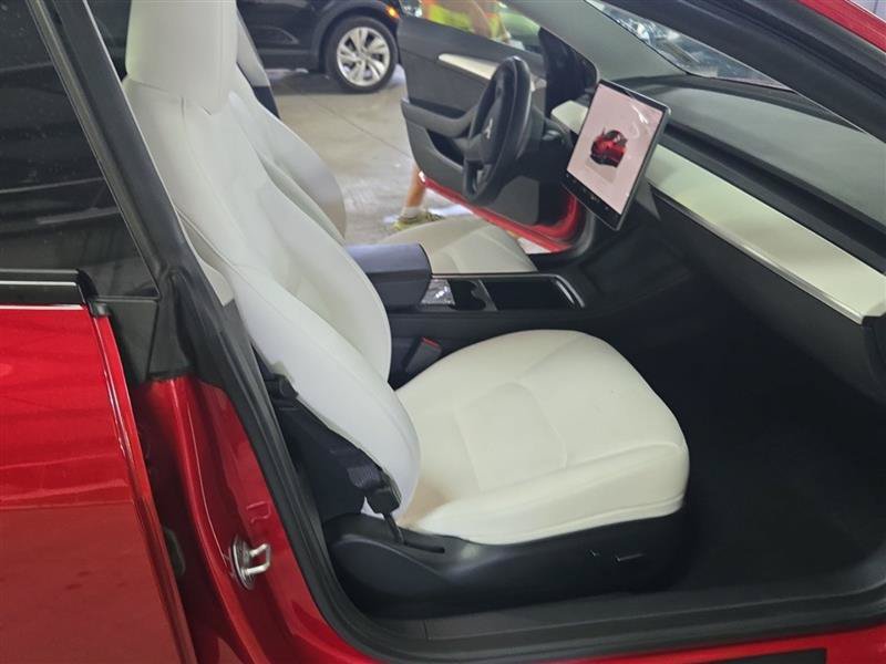 Used 2023 Tesla Model 3 Standard Range RWD image 5