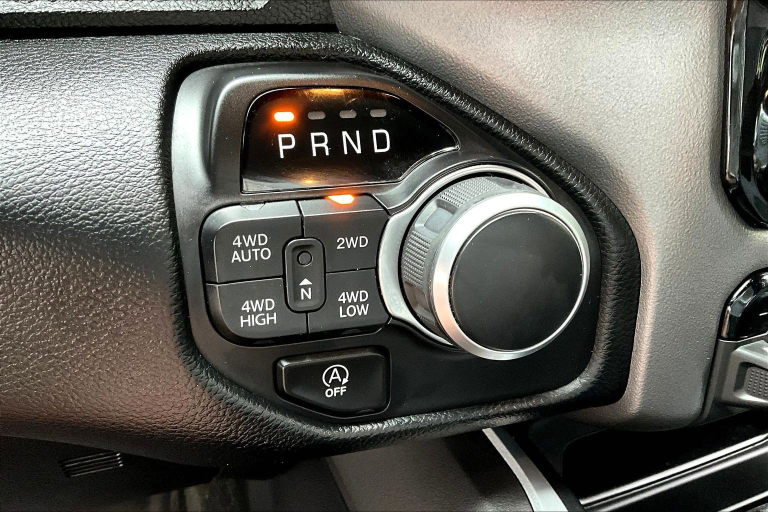 Used 2021 RAM 1500 Big Horn AWD/4WD image 40