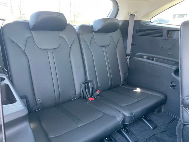 Used 2023 Kia Sorento SX AWD/4WD image 23