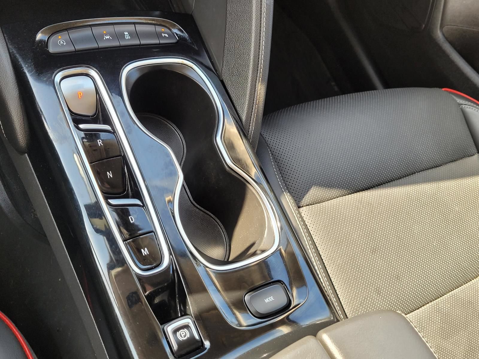 Used 2023 Buick Envision Essence w/ Sport Touring Package FWD image 28