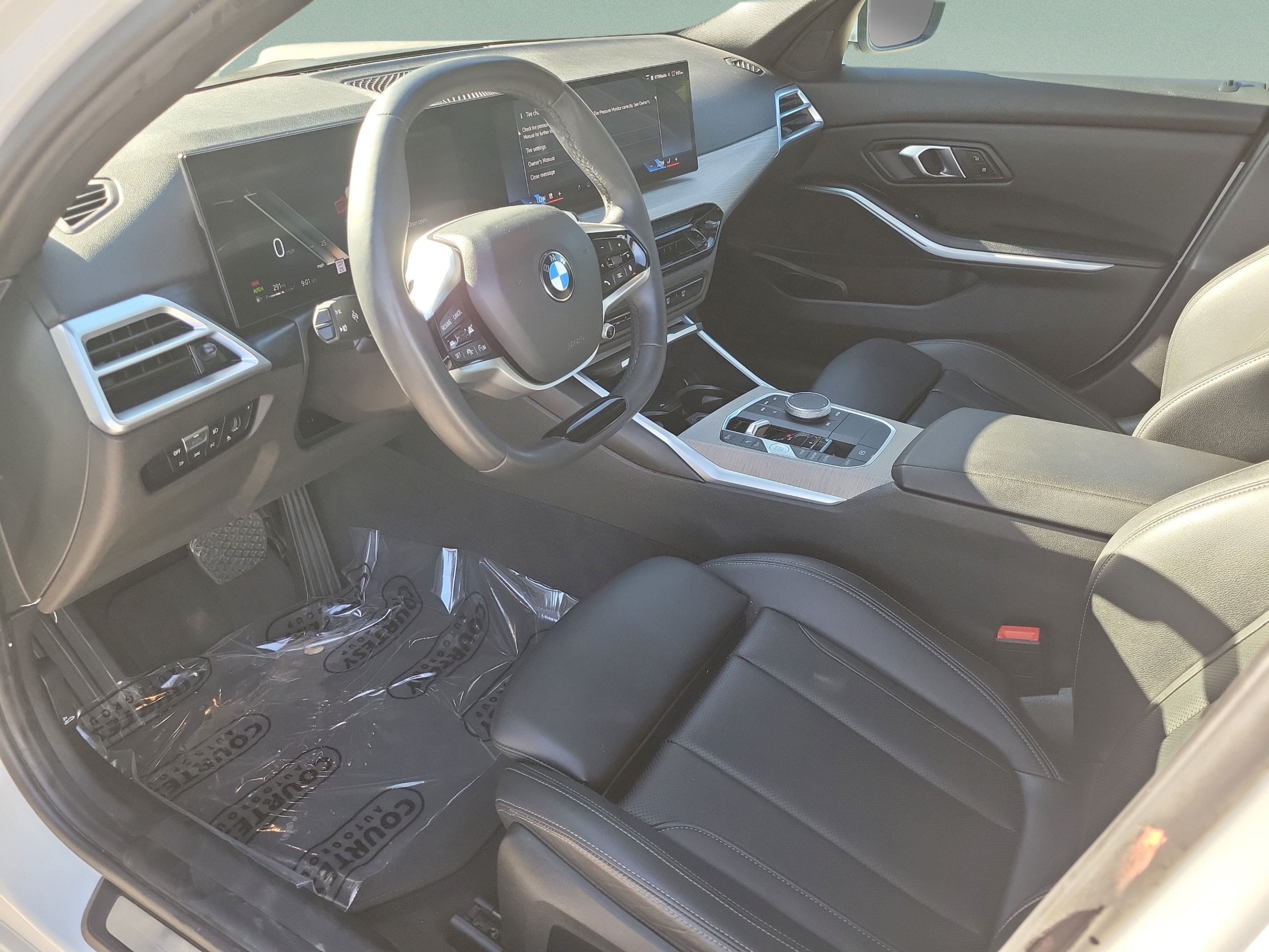 Used 2025 BMW 330i Sedan RWD image 16