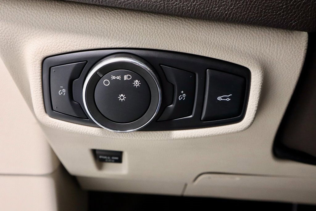 Used 2018 Lincoln MKC Reserve w/ Lincoln MKC Climate Package image 31