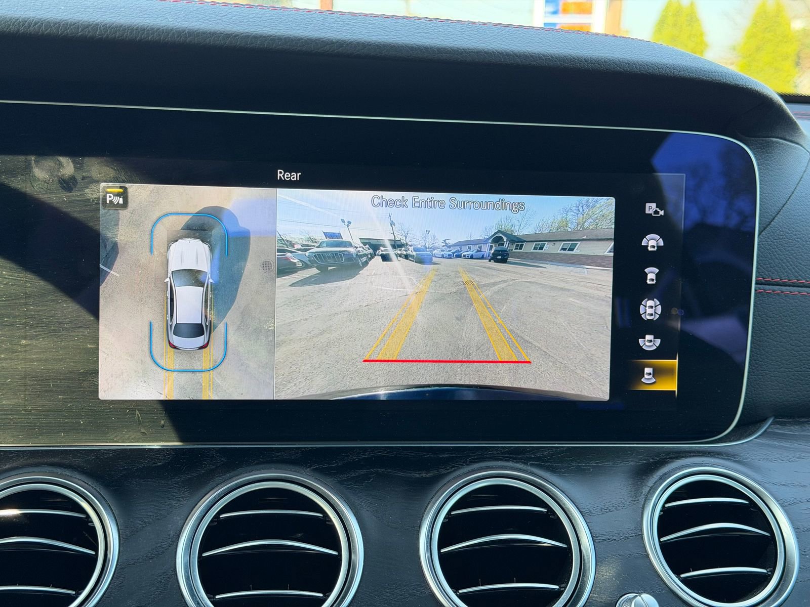 Used 2021 Mercedes-Benz E 53 AMG 4MATIC Sedan image 22