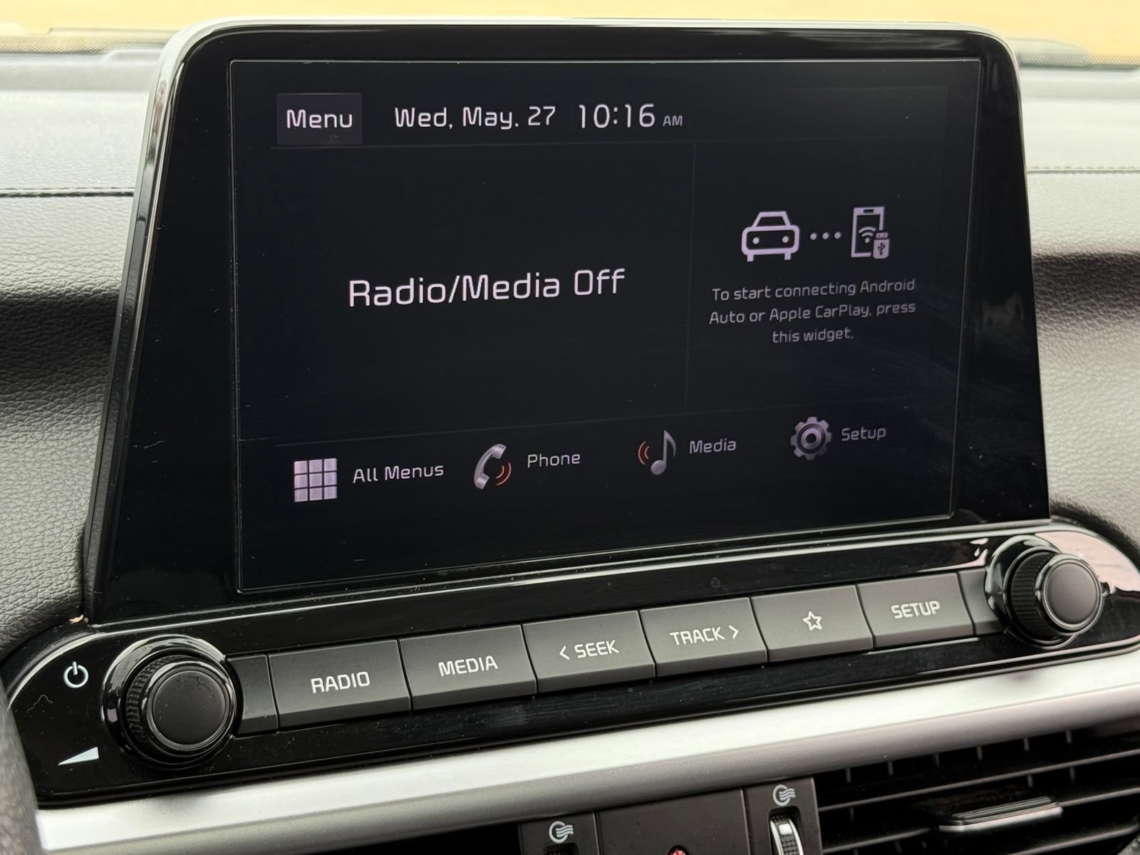 Used 2024 Kia Forte LX FWD image 17