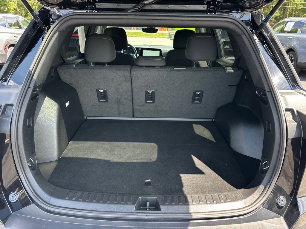 Used 2025 Chevrolet Equinox LT w/ Safety and Technology Package image 16