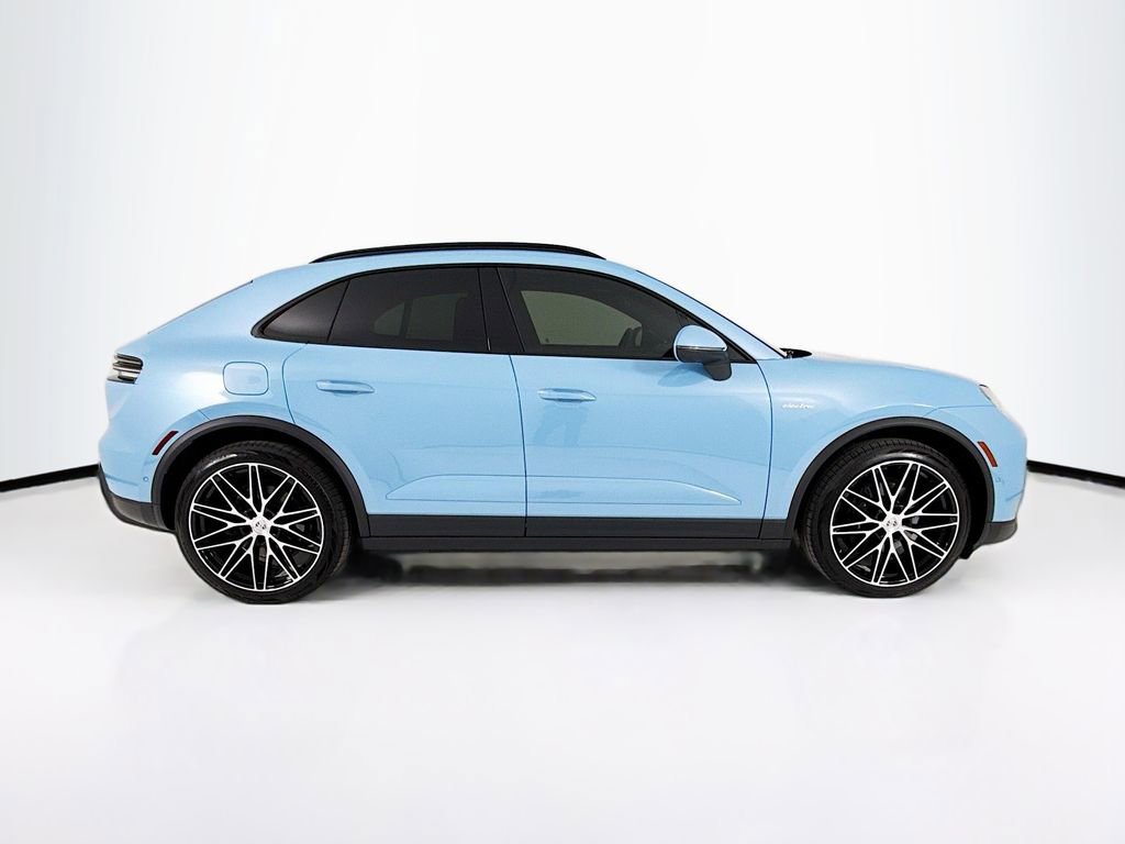 New 2026 Porsche Macan Electric image 8