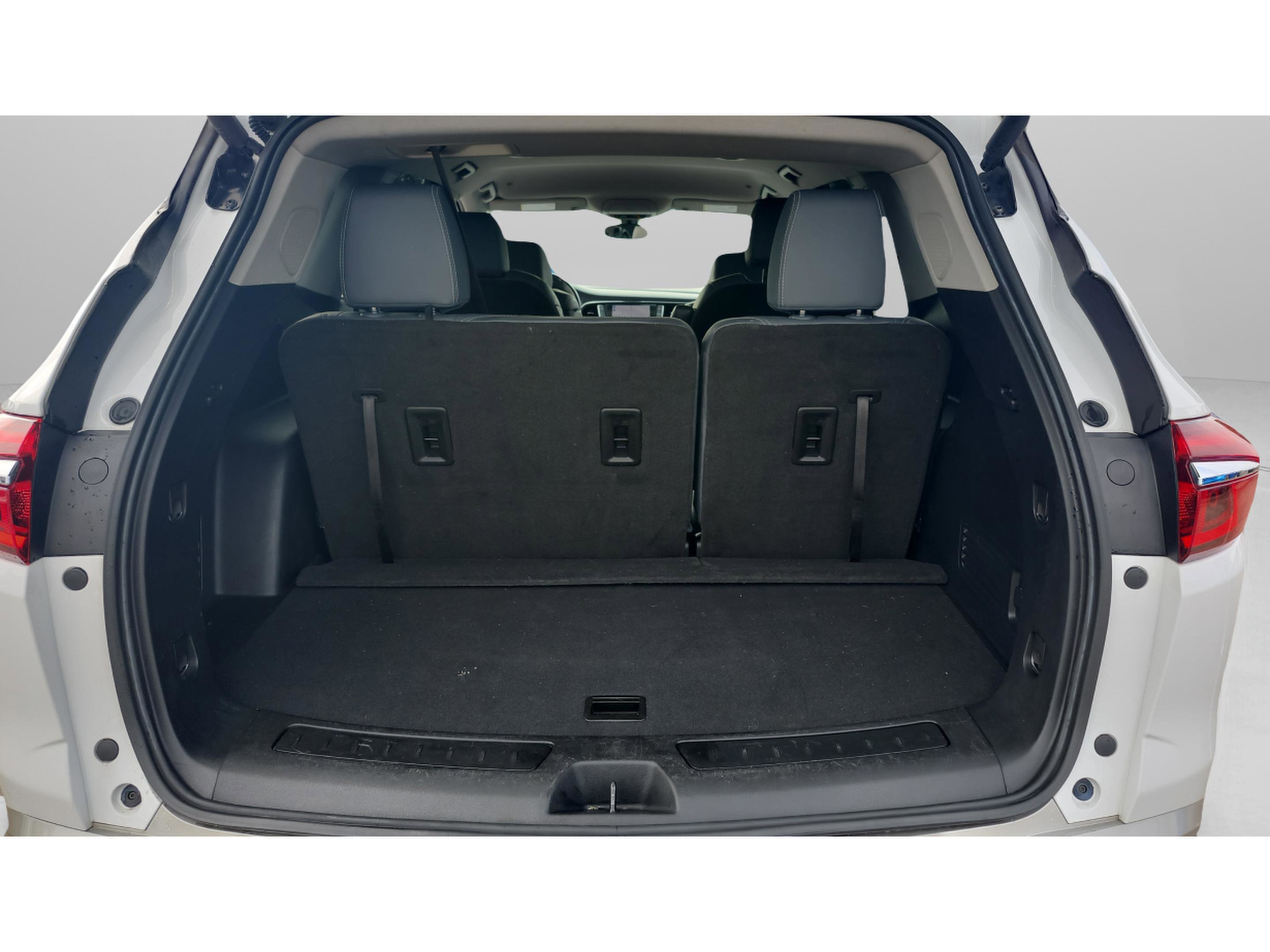 Used 2020 Buick Enclave Essence w/ Sound and Sites Package image 41