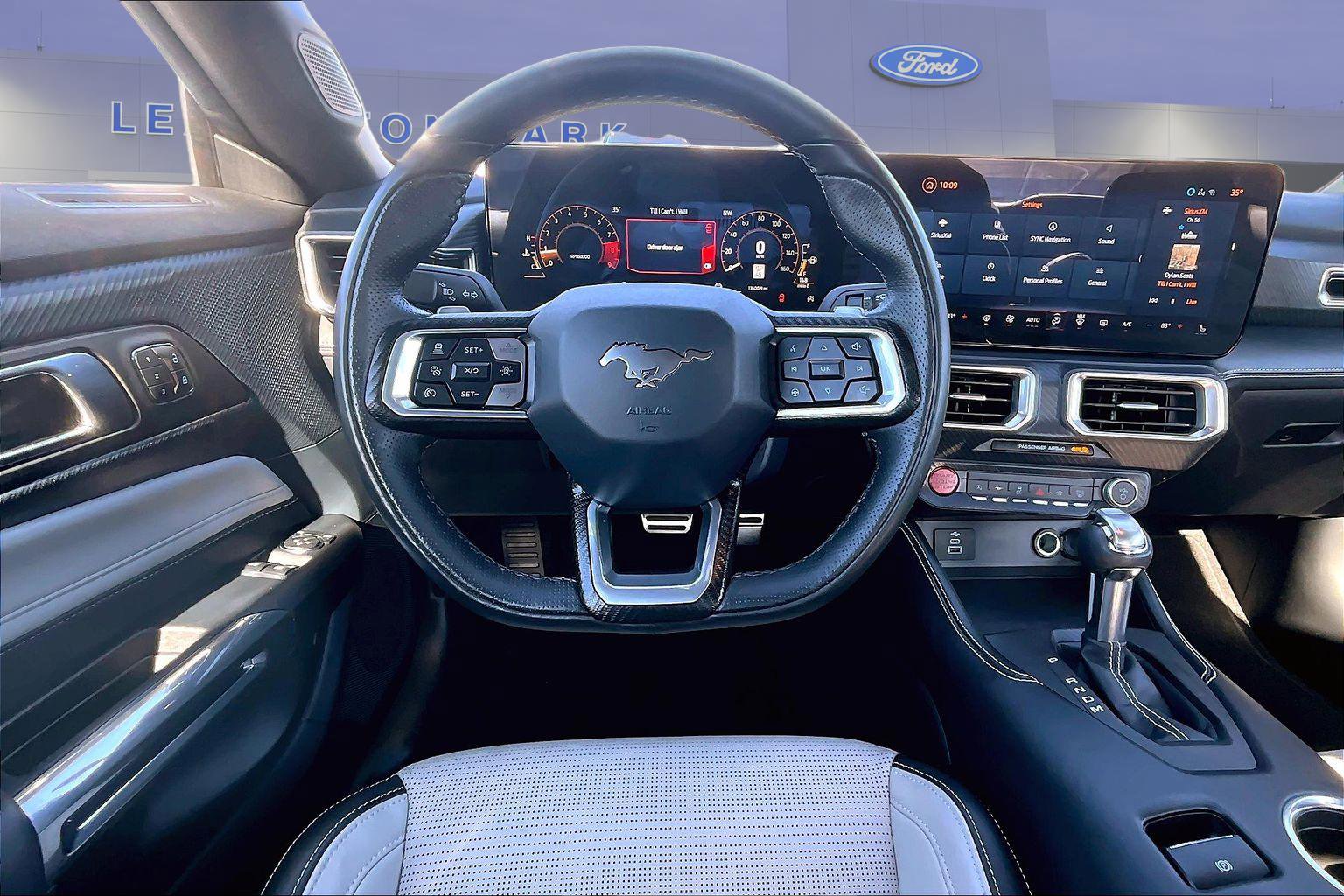 Used 2025 Ford Mustang GT Premium image 8