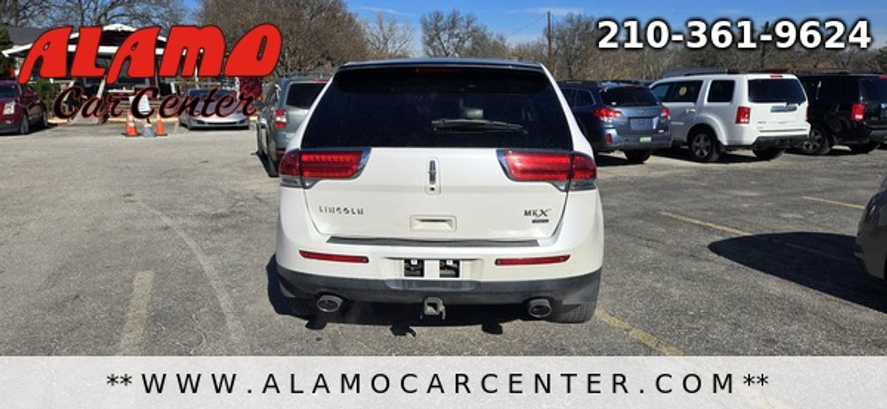 Used 2012 Lincoln MKX FWD image 4