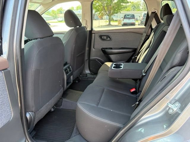 Used 2023 Nissan Rogue S FWD image 24