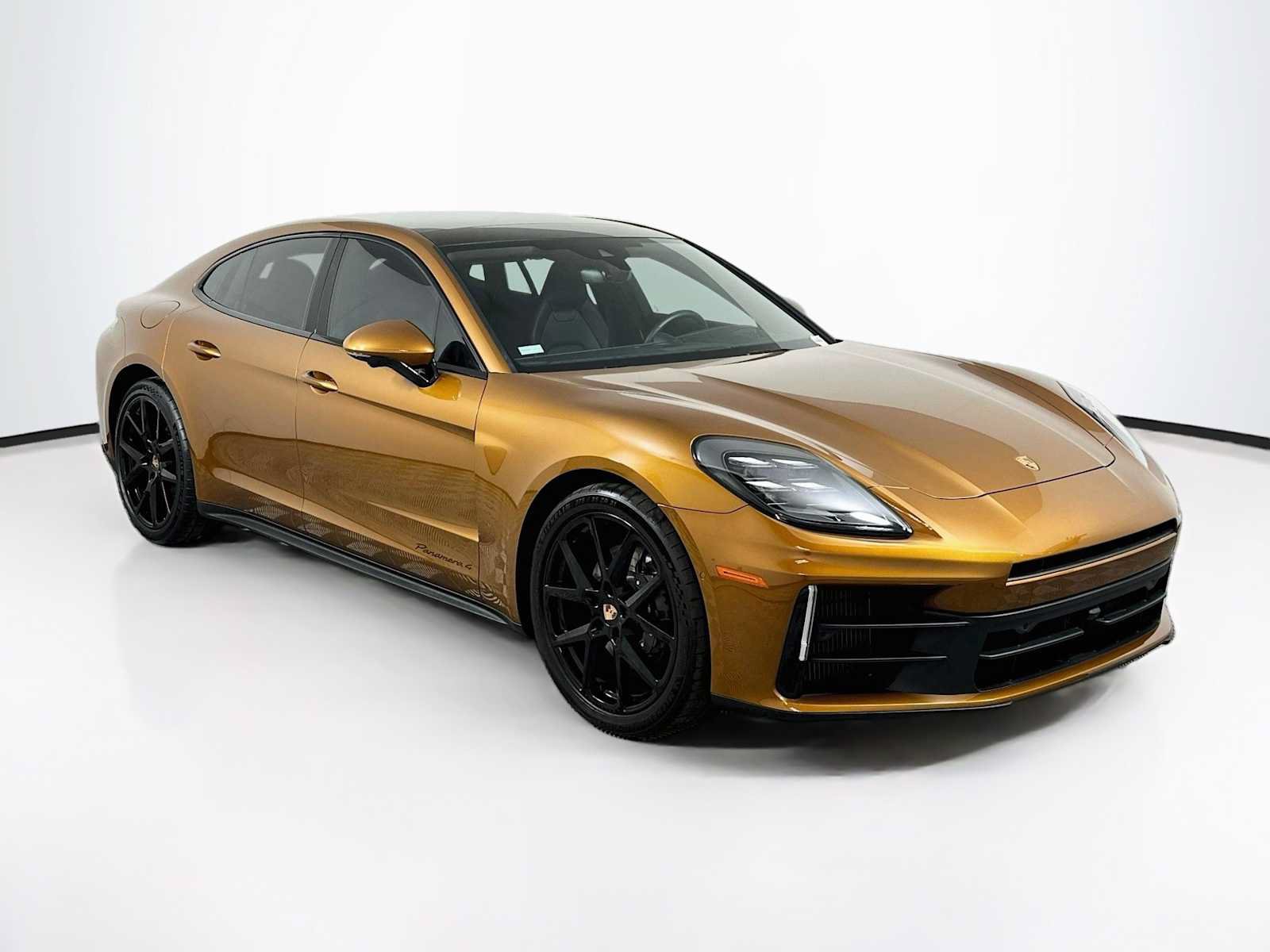 Certified 2025 Porsche Panamera 4 AWD/4WD image 7