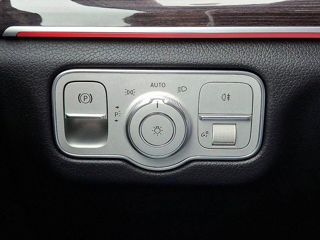 Used 2023 Mercedes-Benz GLS 450 4MATIC image 26