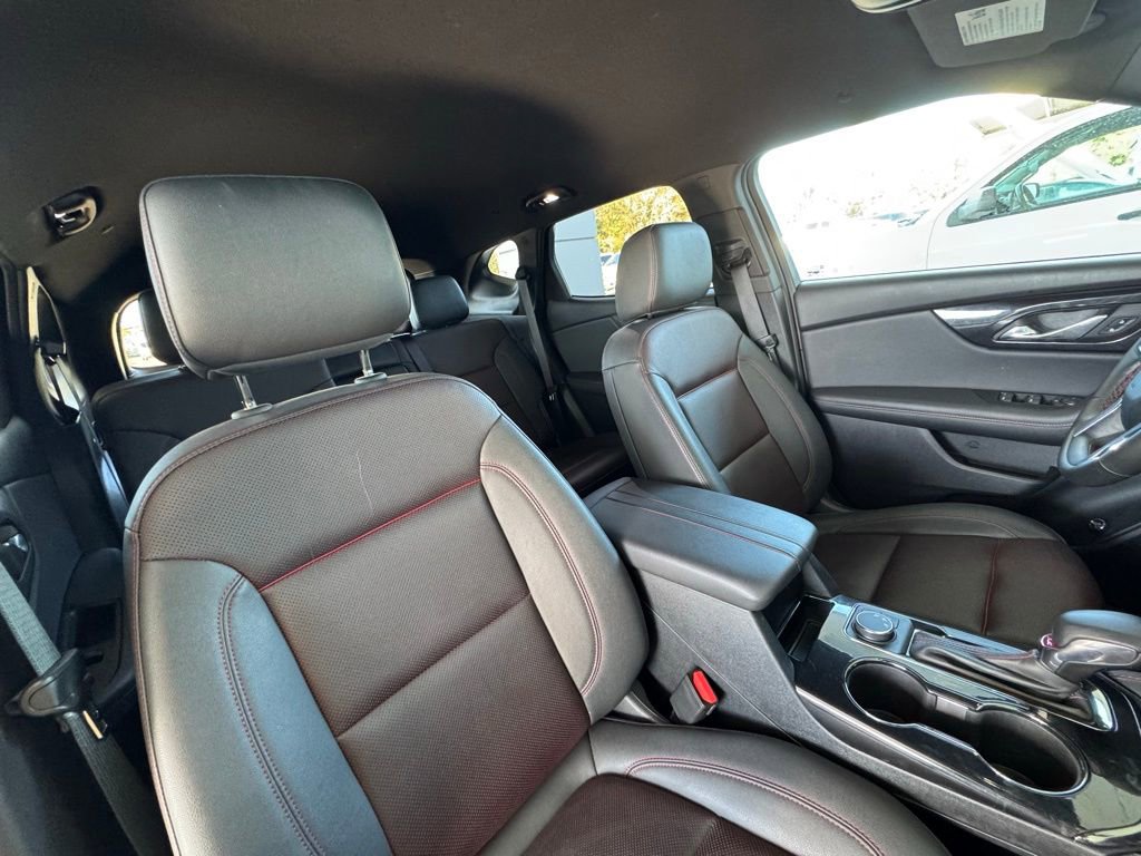 Used 2025 Chevrolet Blazer RS image 18