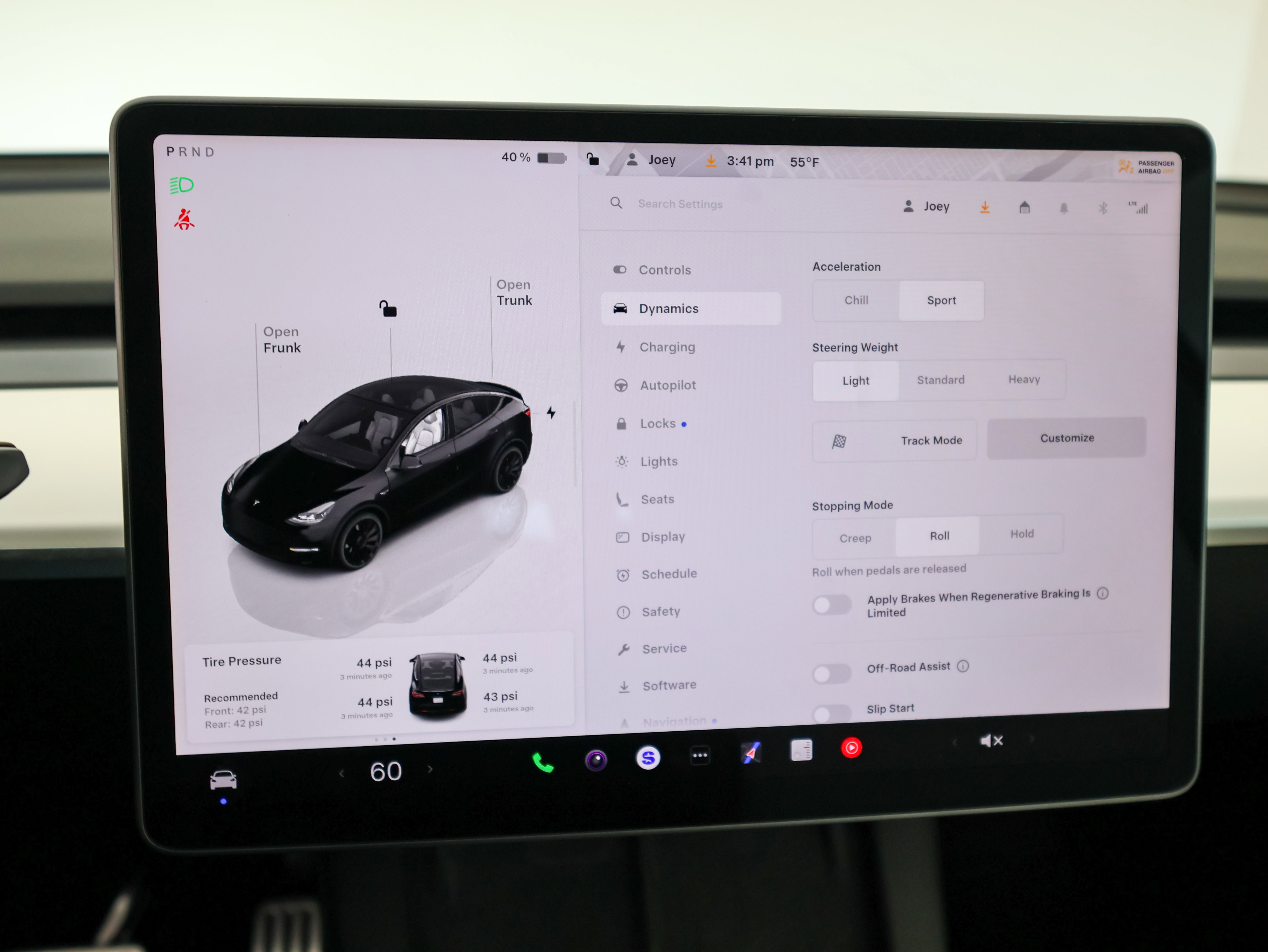 Used 2023 Tesla Model Y Performance AWD/4WD image 29