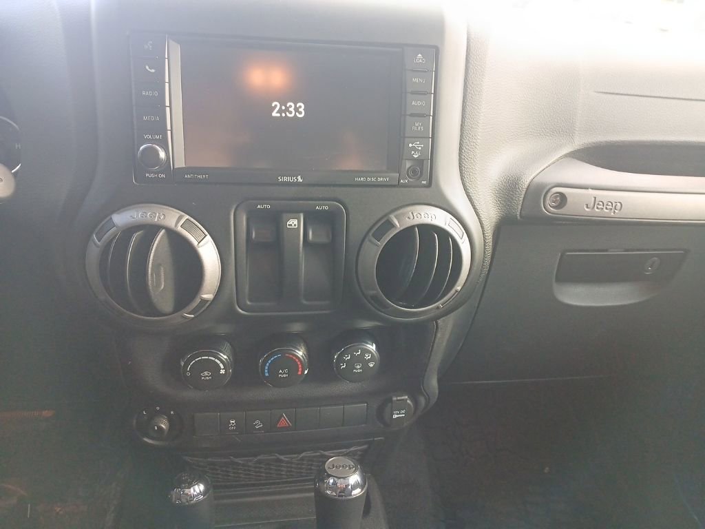 Used 2016 Jeep Wrangler Sport image 24