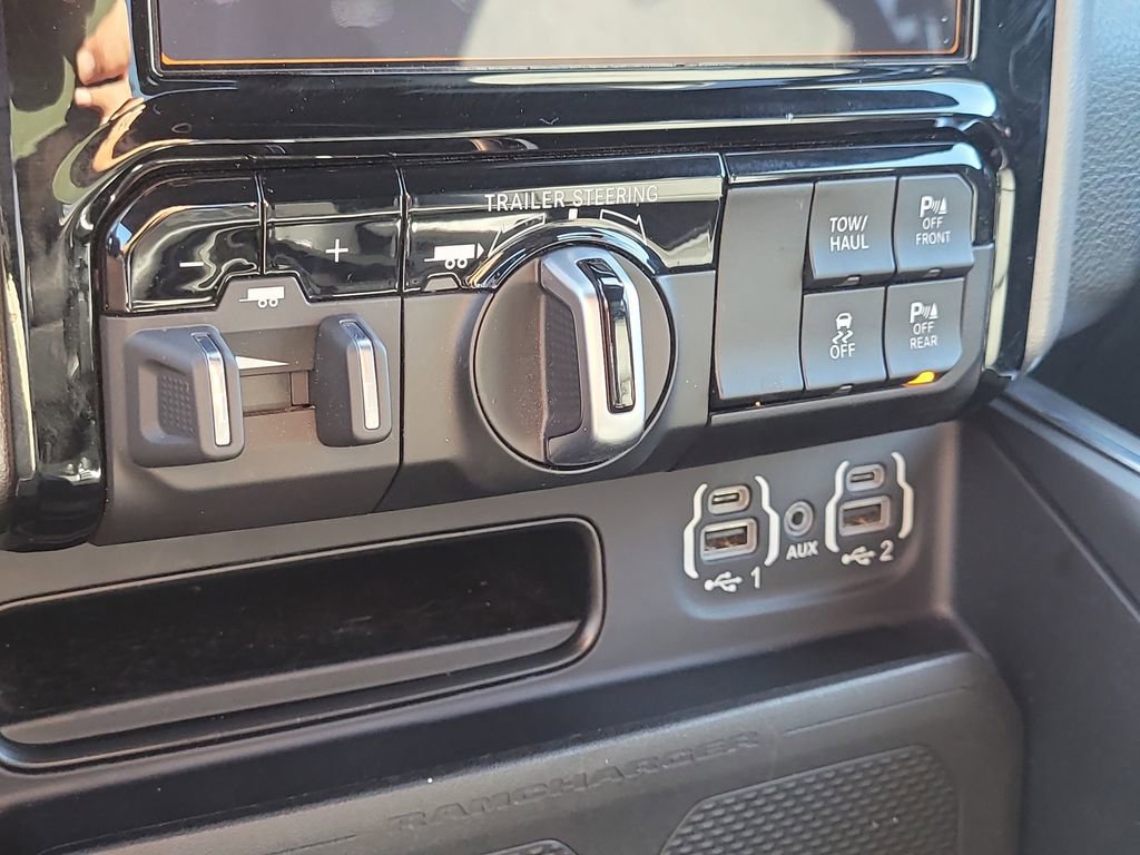 Used 2023 RAM 1500 Laramie image 25