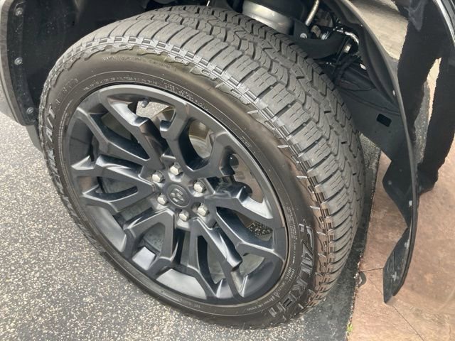 Used 2025 RAM 1500 Limited AWD/4WD image 40