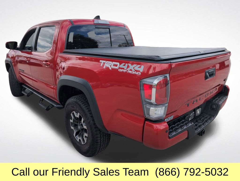 Certified 2022 Toyota Tacoma TRD Off-Road AWD/4WD image 3