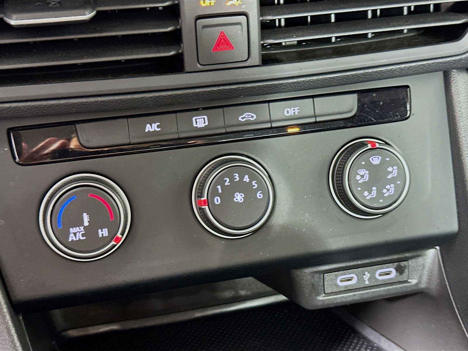 Used 2024 Volkswagen Jetta S FWD image 15