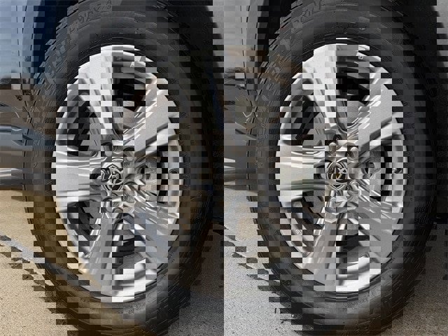 Used 2024 Toyota RAV4 XLE image 10