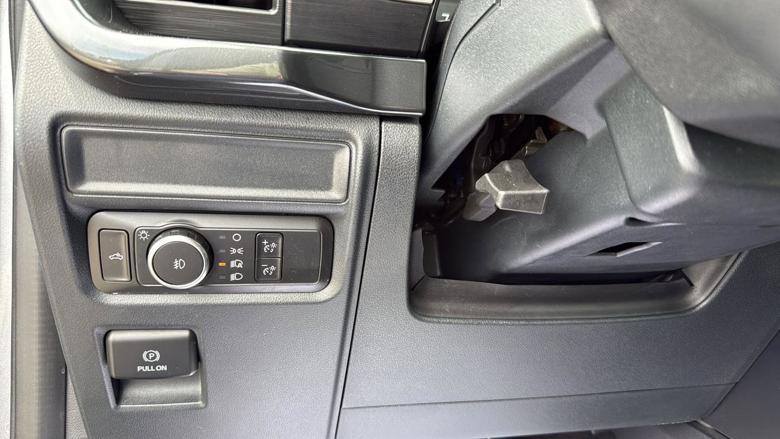 Certified 2022 Ford F150 XL w/ STX Appearance Package image 18