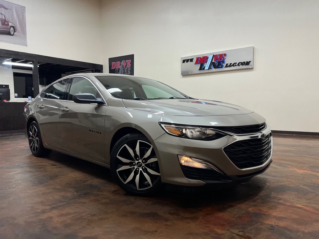 Used 2022 Chevrolet Malibu RS FWD image 1