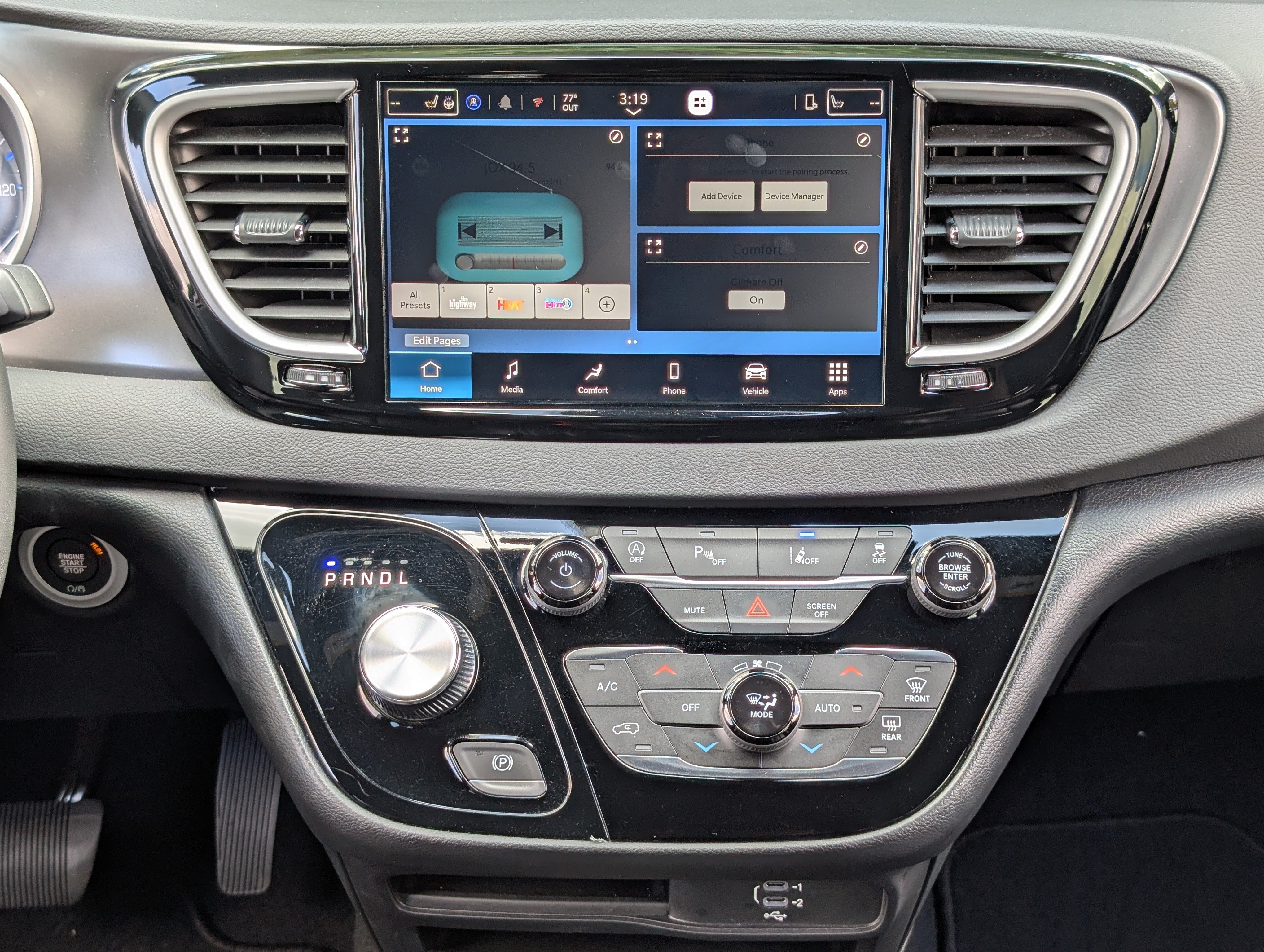 Used 2026 Chrysler Pacifica Select FWD image 28