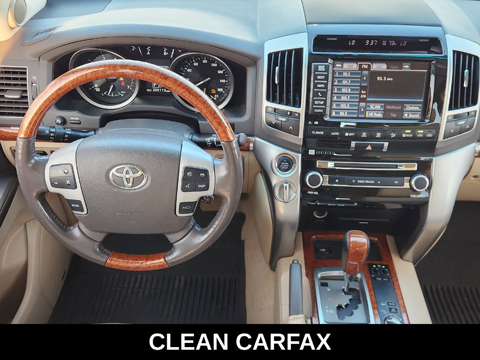 Used 2013 Toyota Land Cruiser AWD/4WD image 30