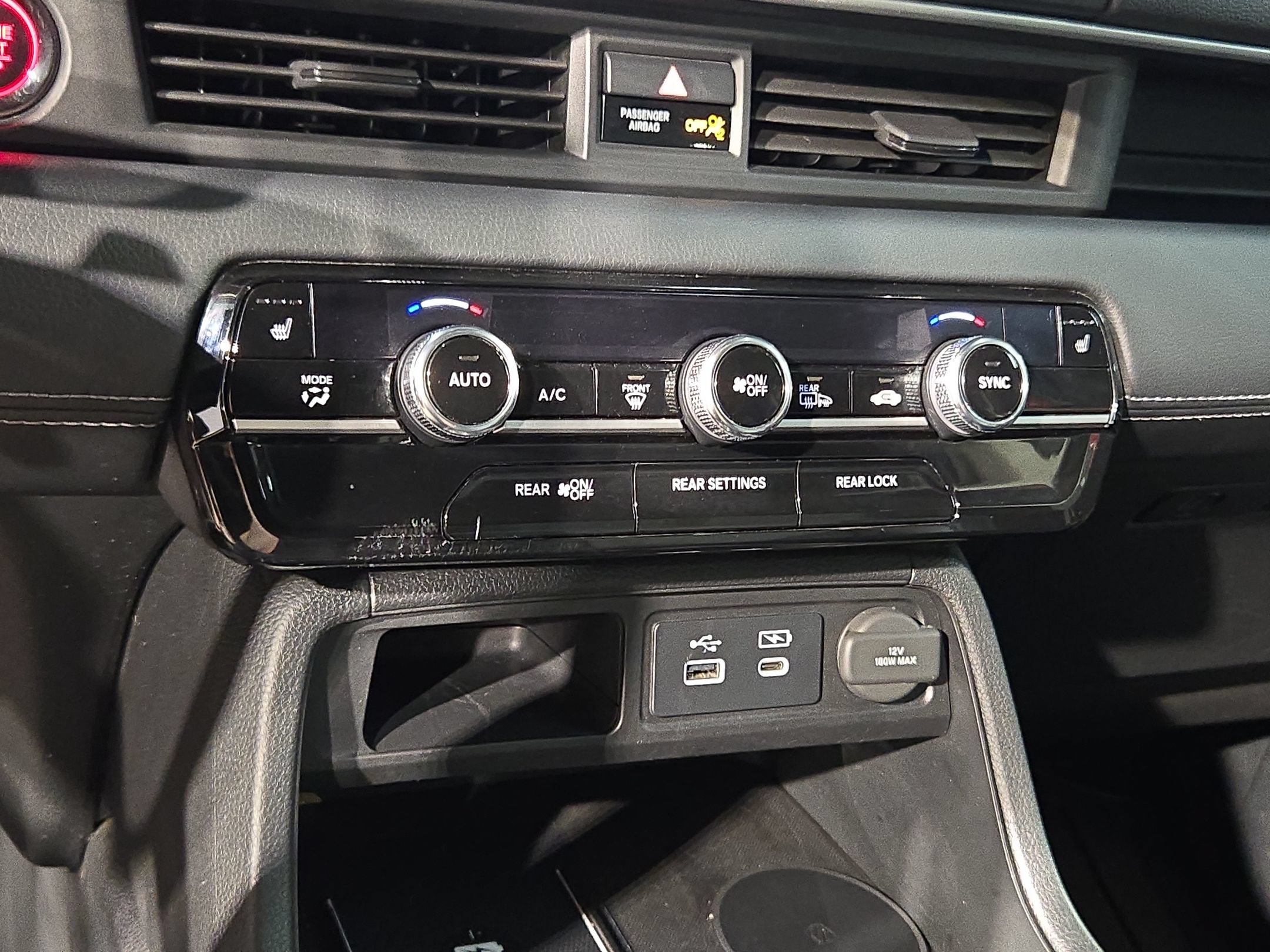 Used 2025 Honda Pilot EX-L image 31