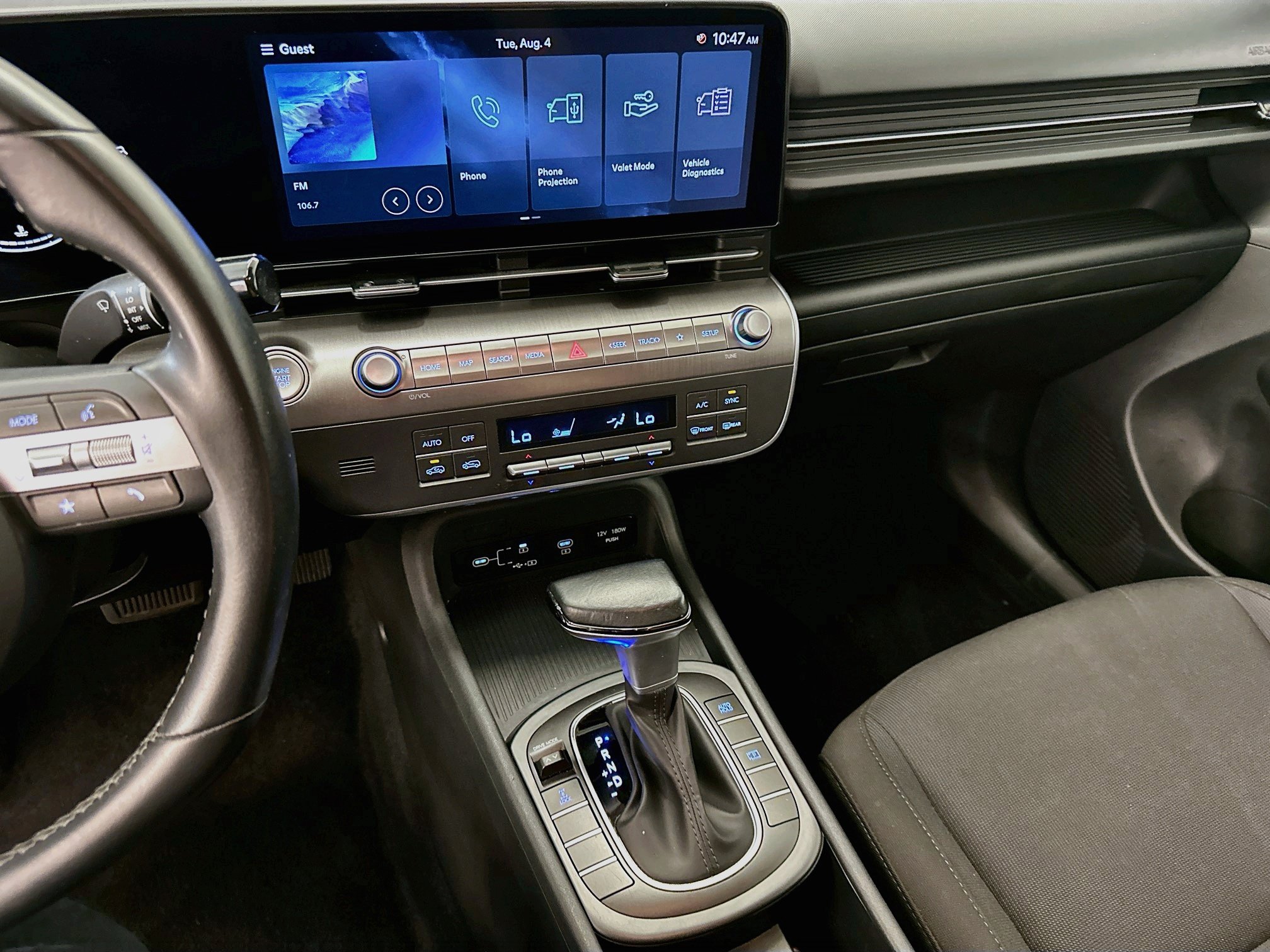 Used 2025 Hyundai Kona SEL AWD/4WD image 25