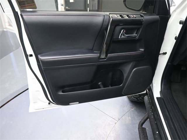 Used 2021 Toyota 4Runner TRD Off-Road Premium image 17