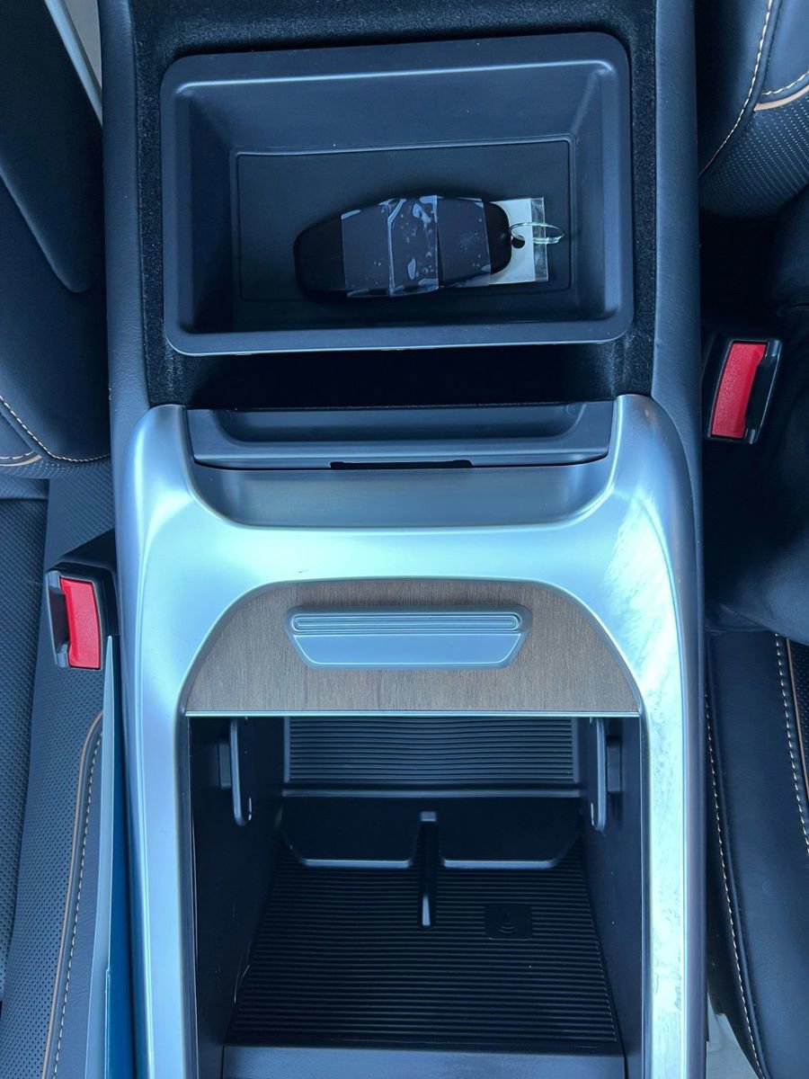 Used 2024 Lucid Air Touring image 40