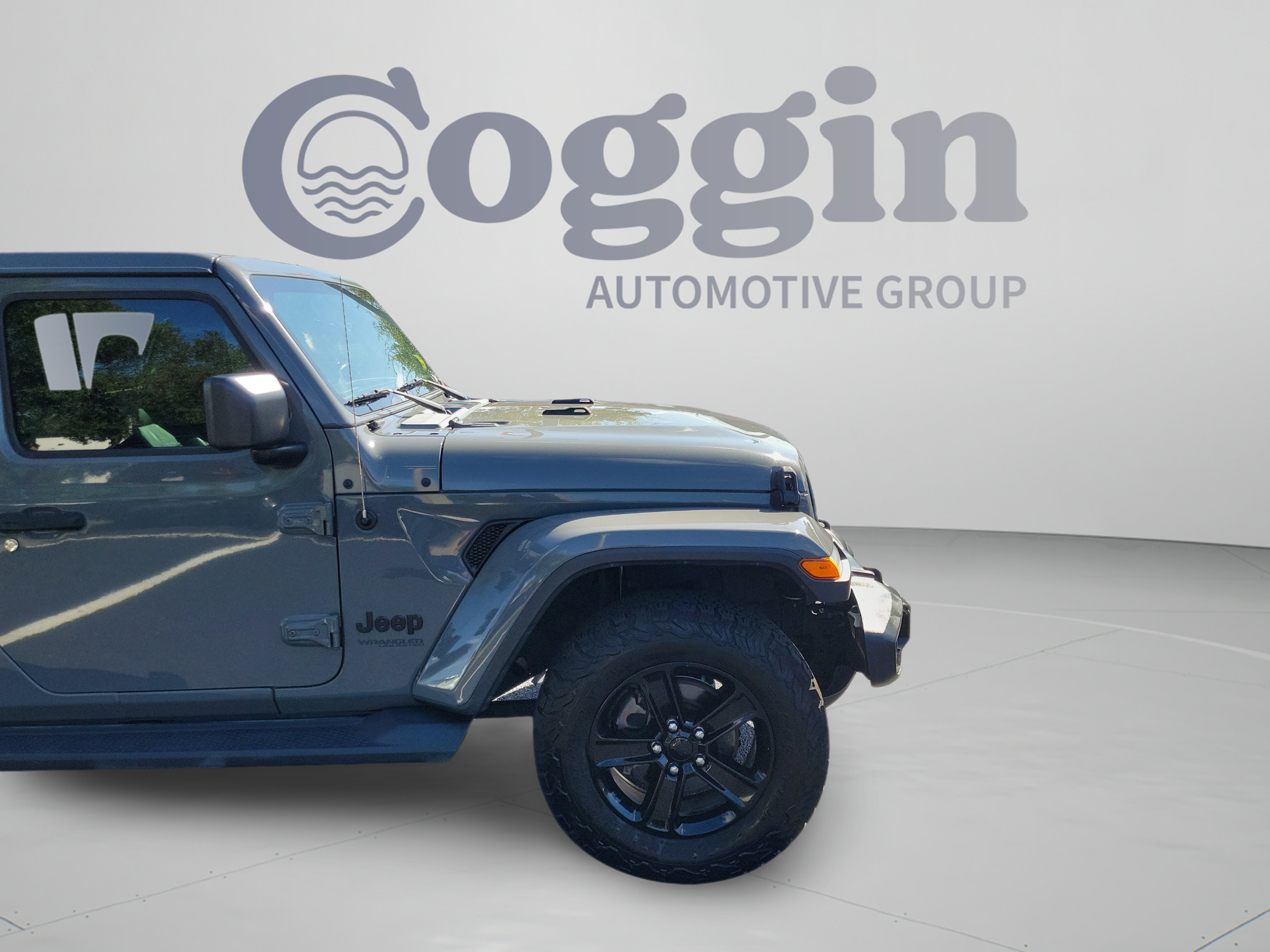 Used 2020 Jeep Wrangler Unlimited Sahara AWD/4WD image 33