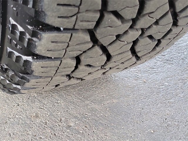 Certified 2025 Chevrolet Silverado 2500 Custom image 32