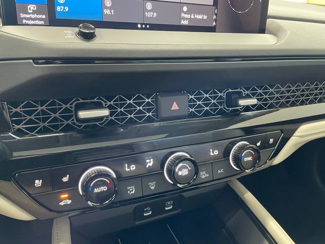 Used 2024 Honda Accord Touring image 37