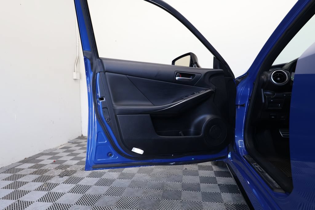 Used 2021 Lexus IS 350 F Sport w/ Accessory Package 2 AWD/4WD image 15
