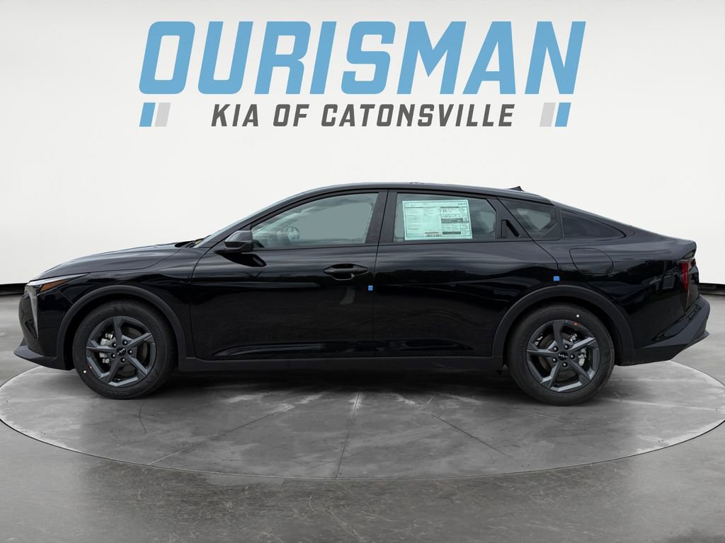 New 2025 Kia K4 LXS image 3