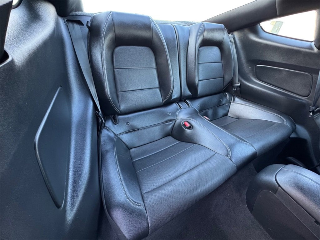 Used 2021 Ford Mustang Premium image 20