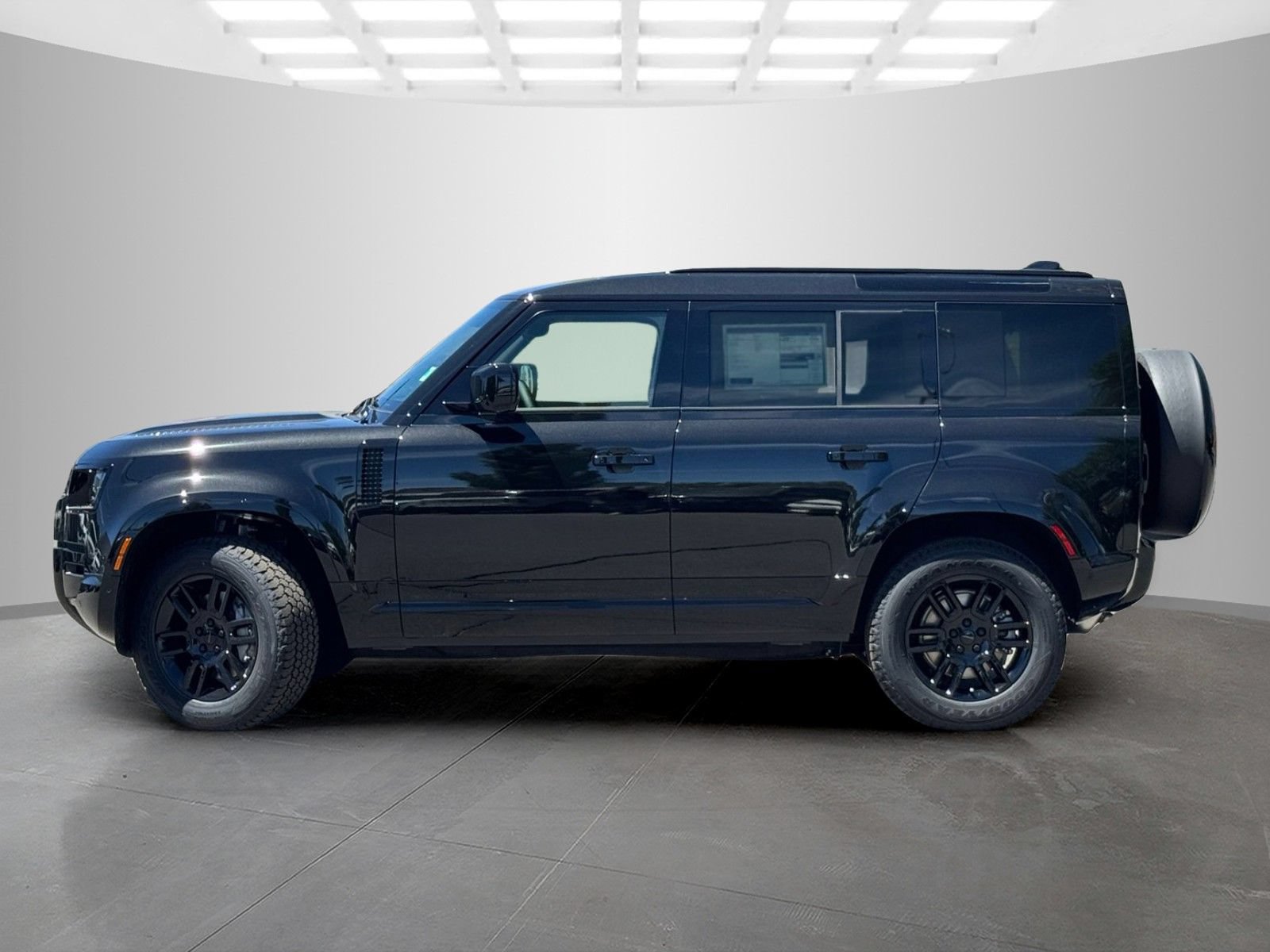 New 2026 Land Rover Defender 110 X-Dynamic SE AWD/4WD image 8