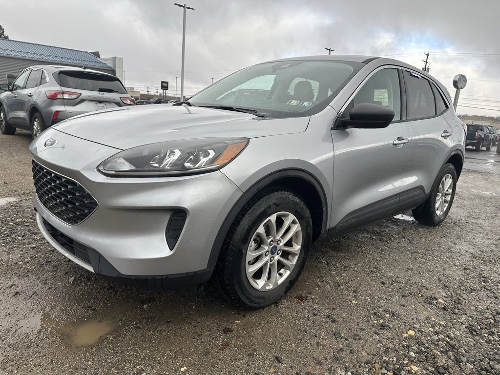 Used 2022 Ford Escape SE