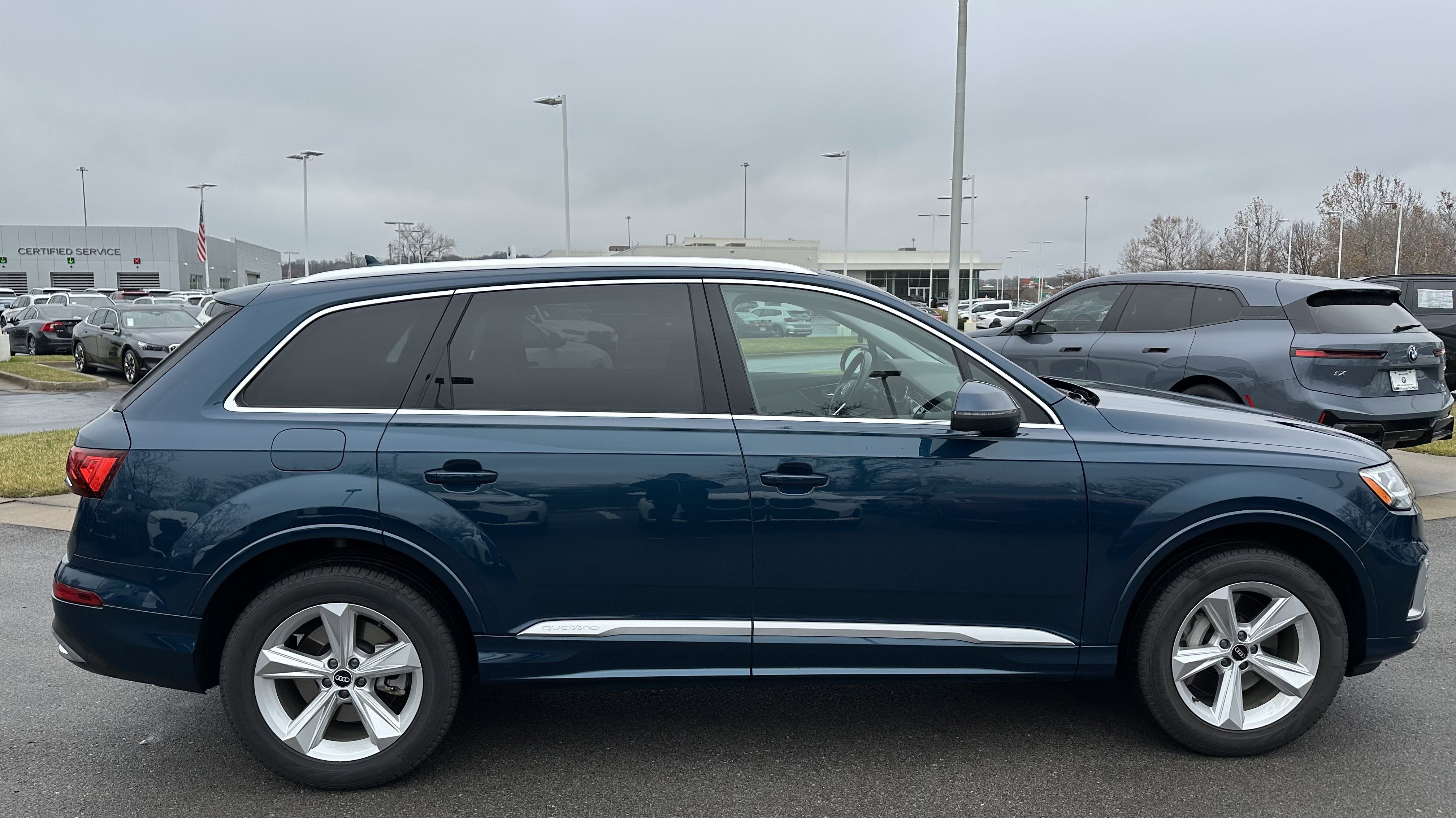 Used 2022 Audi Q7 3.0T Premium image 11