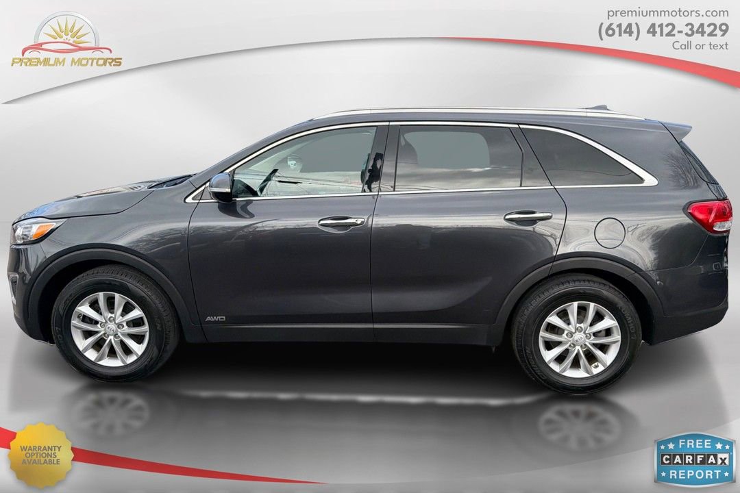 Used 2018 Kia Sorento LX image 2