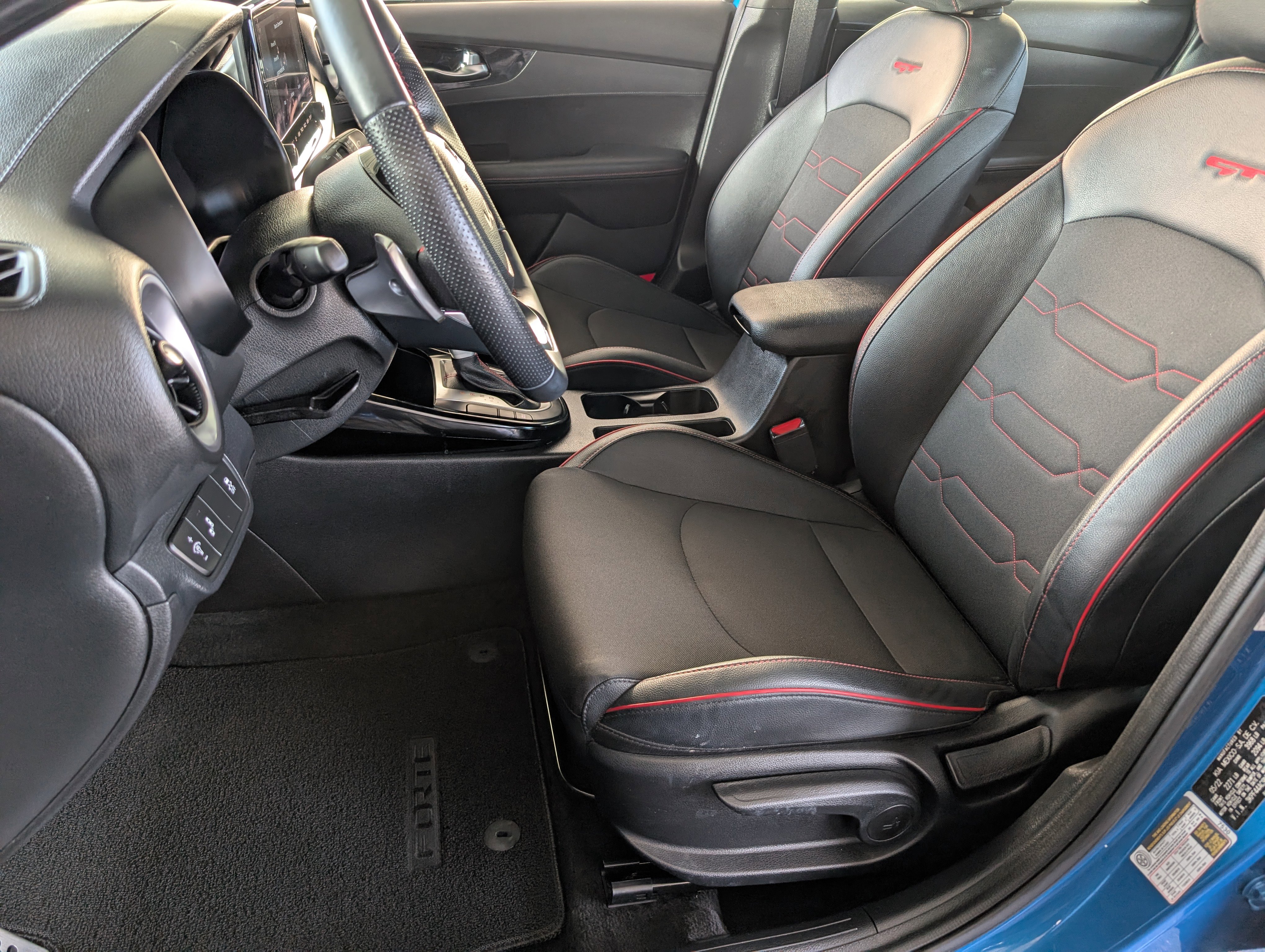 Used 2022 Kia Forte GT w/ GT Technology Package image 10