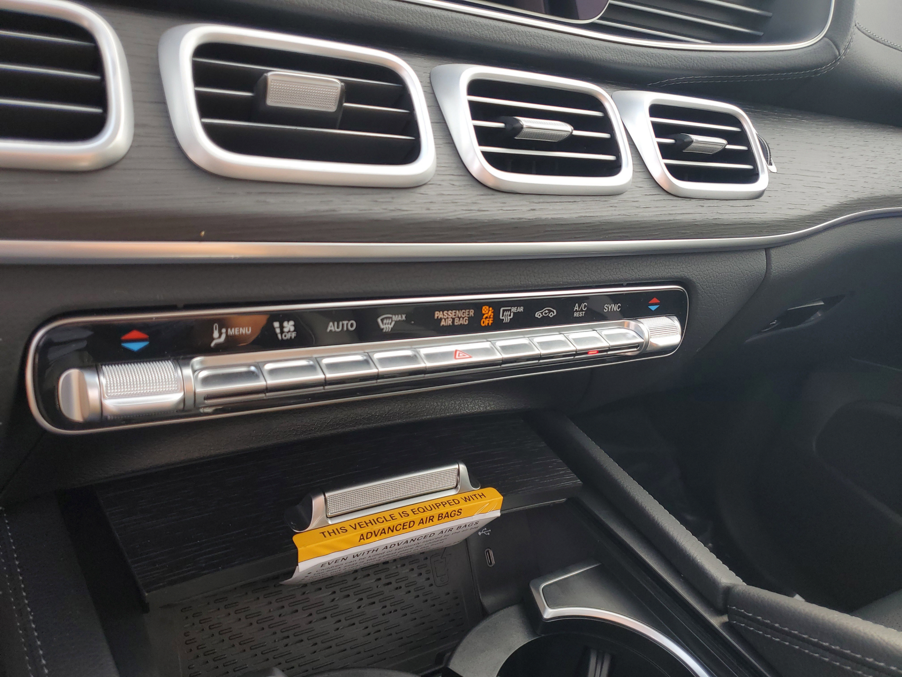 Certified 2026 Mercedes-Benz GLS 450 4MATIC image 26