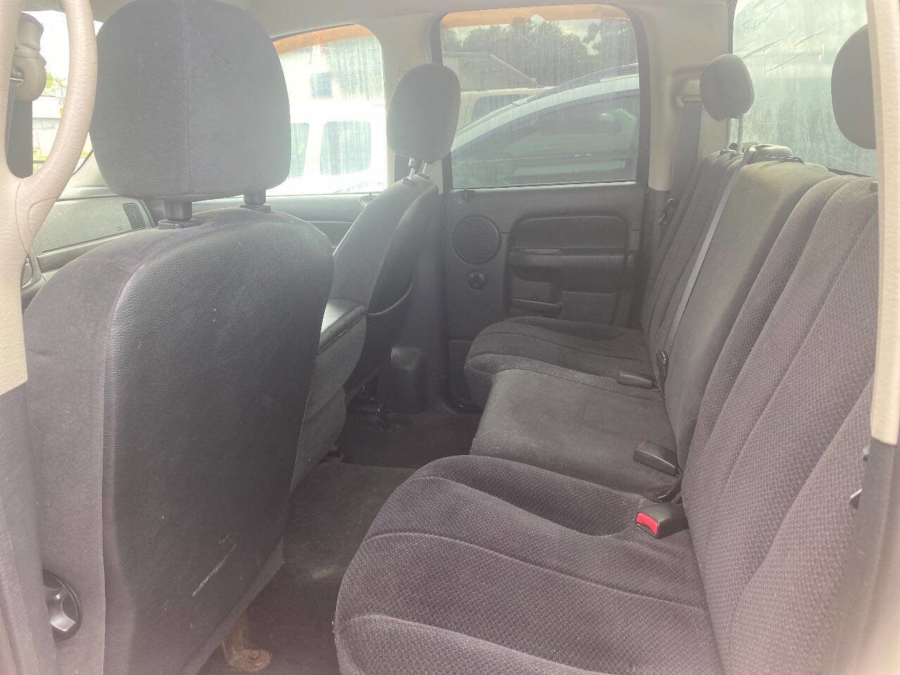 Used 2004 Dodge Ram 1500 Truck SLT image 5