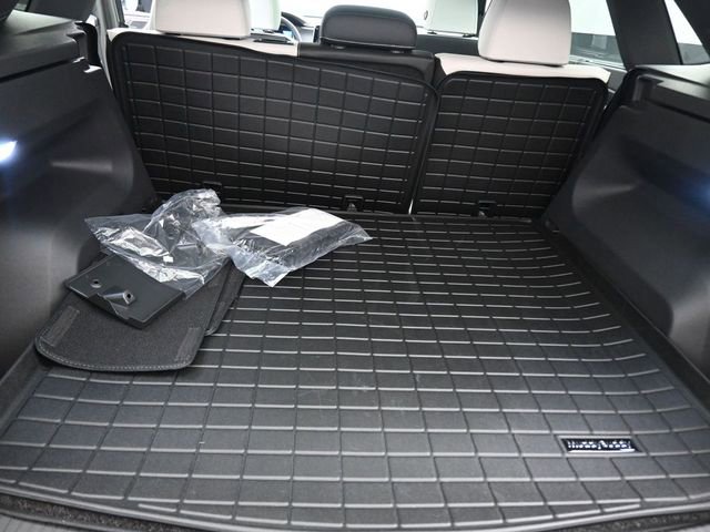 New 2025 Volkswagen Atlas Cross Sport SEL Premium R-Line AWD/4WD image 16