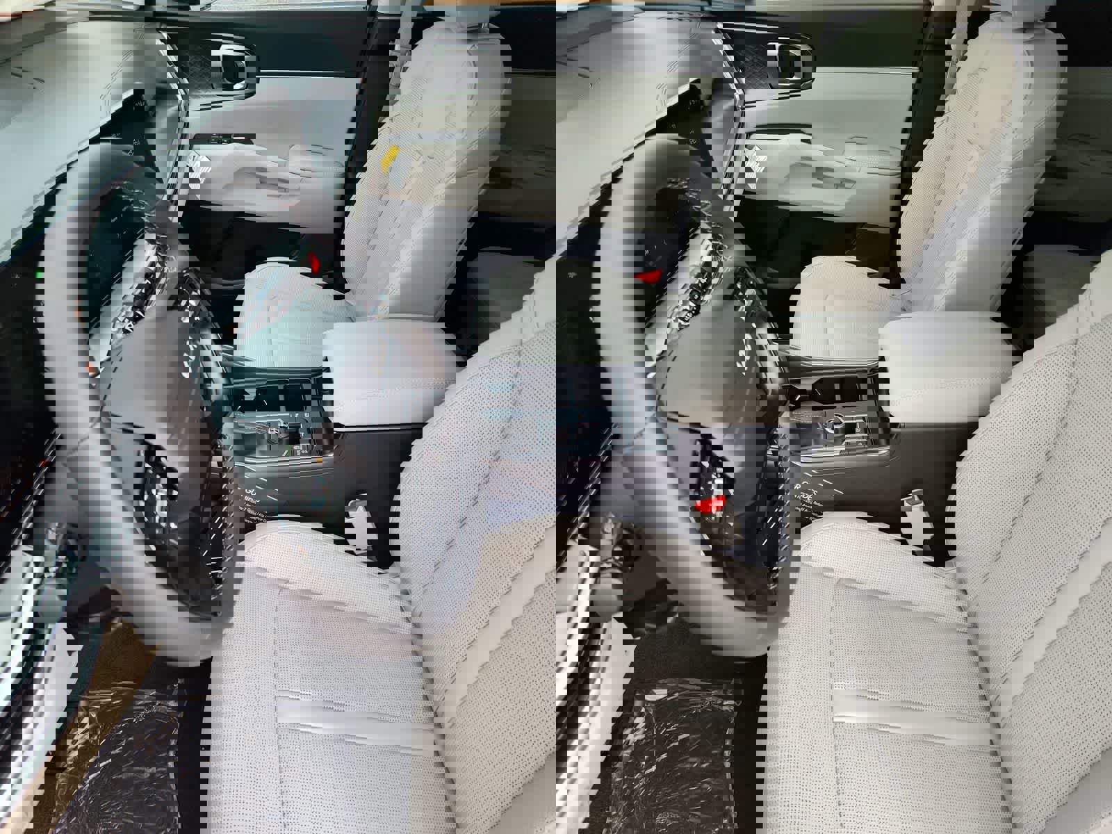 New 2026 Kia Sorento S w/ S Panoramic Sunroof Package FWD image 11