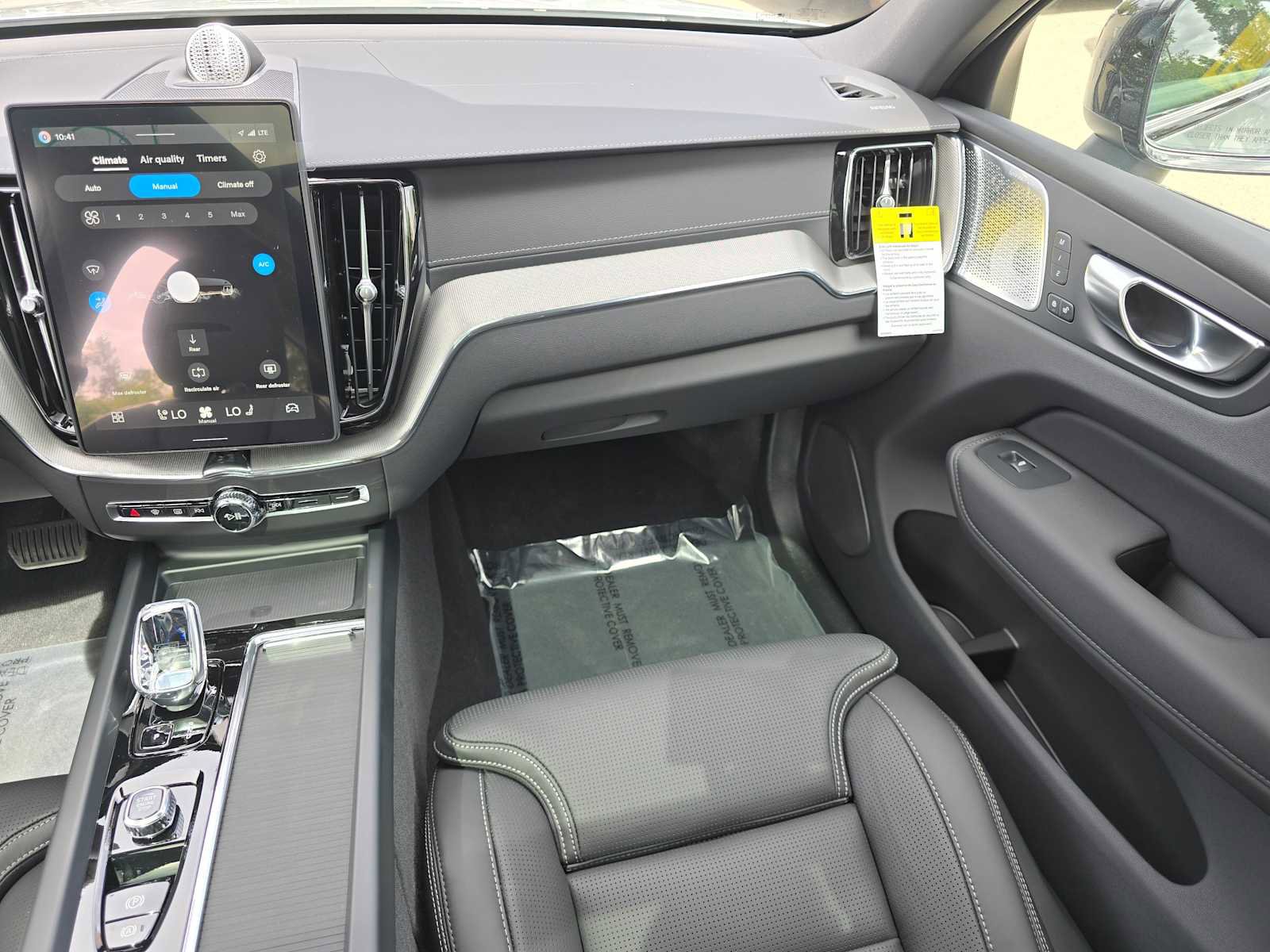 New 2026 Volvo XC60 B5 Ultra w/ Protection Package Premier AWD/4WD image 26